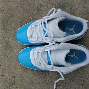 Jordan unc 11s